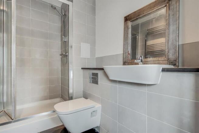 7_Ensuite 2-0.jpg