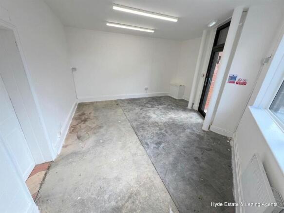 WhatsApp Image 2025-06-04 at 18.22.33.jpg