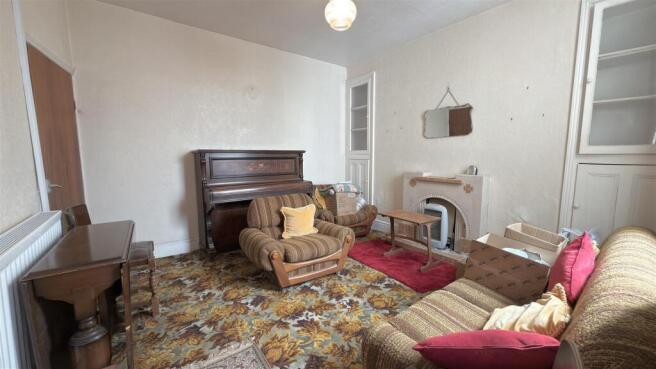 Cynon Terrace, Hirwaun, Aberdare photo 4