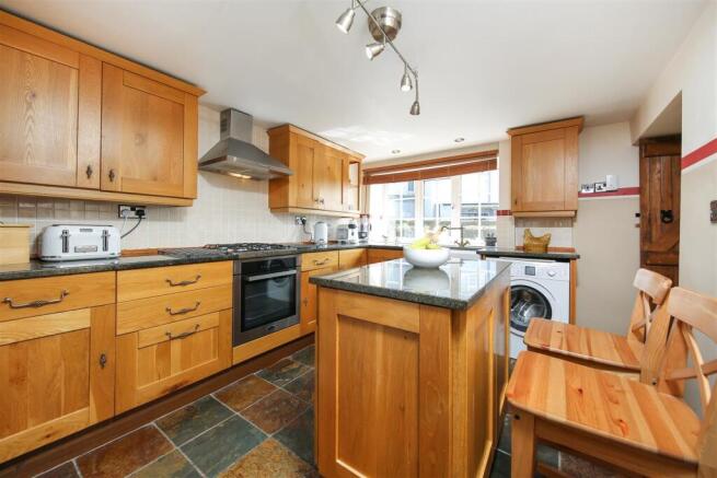 Kitchen.jpg