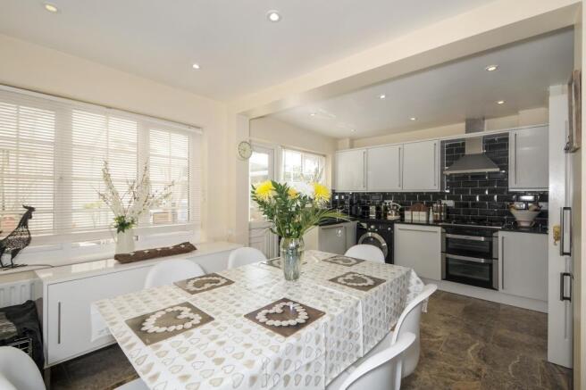 Kitchen/Dining Room