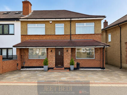 Kingshill Avenue, Hayes, UB4