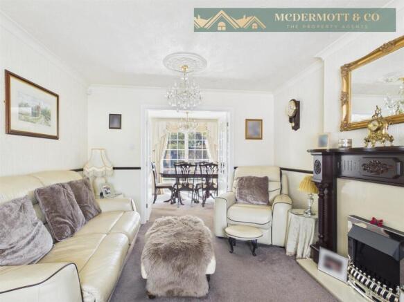 4 bed Detached for sale Image 10