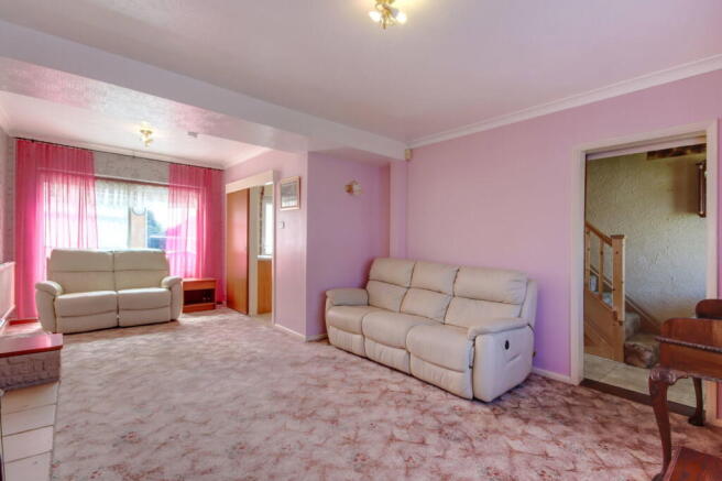 Dene Holm Road, Northfleet, Gravesend, DA11 8LW photo 4