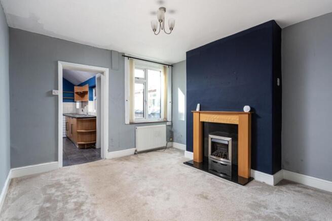 3 bed Terraced for sale Image 2