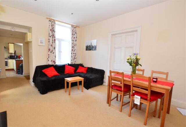 Flat 2 5 Manston Terrace - LR.jpg