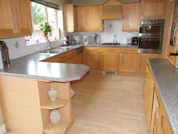 Kitchen/Breakfast