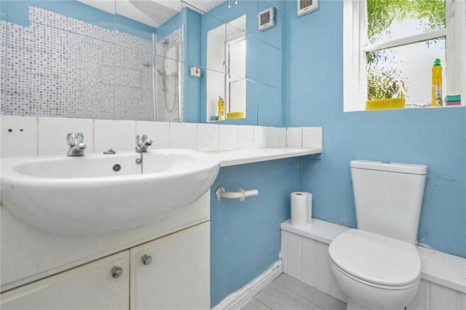 2 bed Apartment for sale Image 9