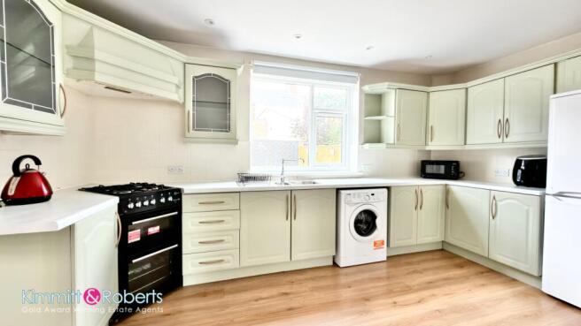 Fenwick Close, Houghton Le Spring, Tyne And Wear, DH4 7HE photo 4