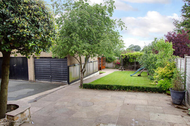 Garden & garage
