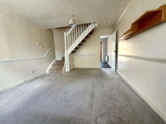 L Room 2