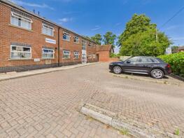 Flat 4, 8 10, School Road, Tilehurst, Reading RG31 5AL