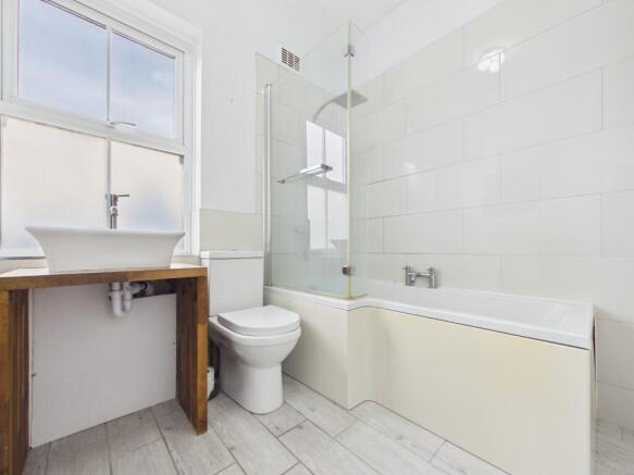 2 bed Terraced for sale Image 9