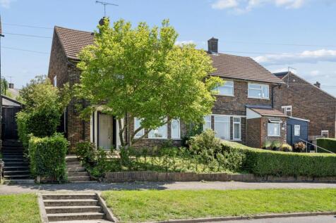 Aycliffe Road, Borehamwood, WD6