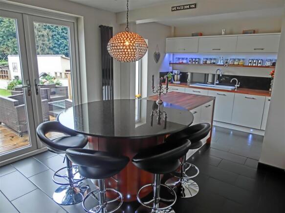 Dining Kitchen