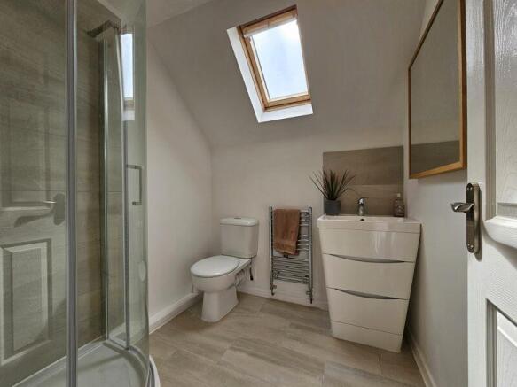 En Suite - Bedroom Five