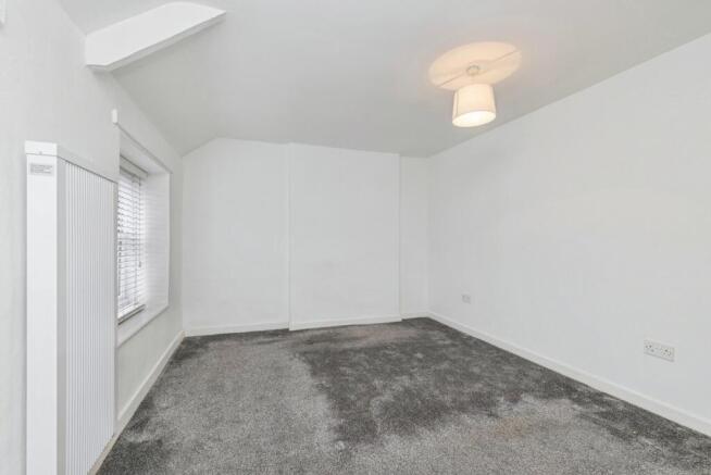 2 bed Semi-Detached for sale Image 12