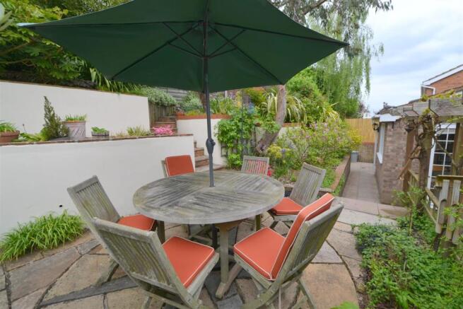 terrace1.JPG