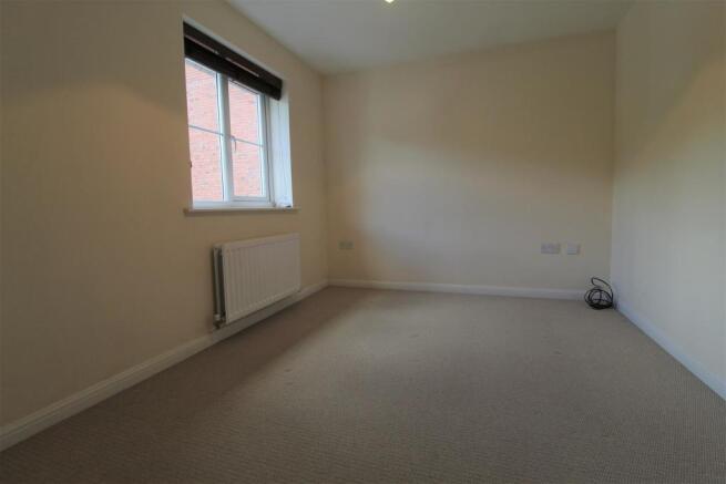 Bedroom 1.JPG