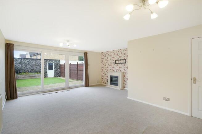24 Brierley Close - lYmAjzMQPahwfr0Ifm0v.jpg