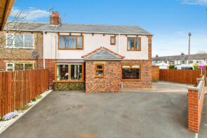 39, Birksland Moor, Birkenshaw, Bradford BD11 2PA