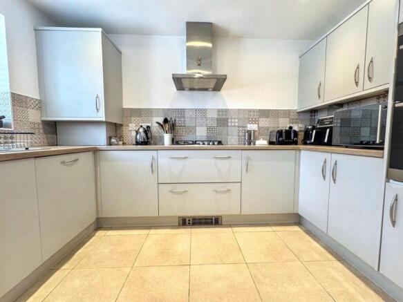 WhatsApp Image 2026-04-13 at 16.07.16 (9)