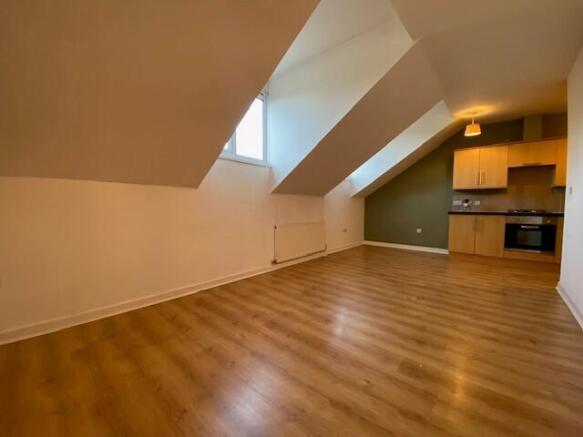 LOUNGE 2 T202512171226.jpg