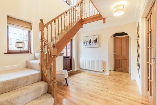 8487991-interior26.jpg
