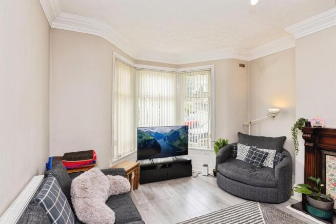 4 bed Terraced for sale Image 6
