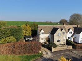 7, Farmington Rise, Cheltenham GL54 3HU