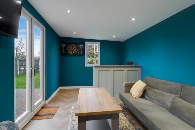 Garden Room 