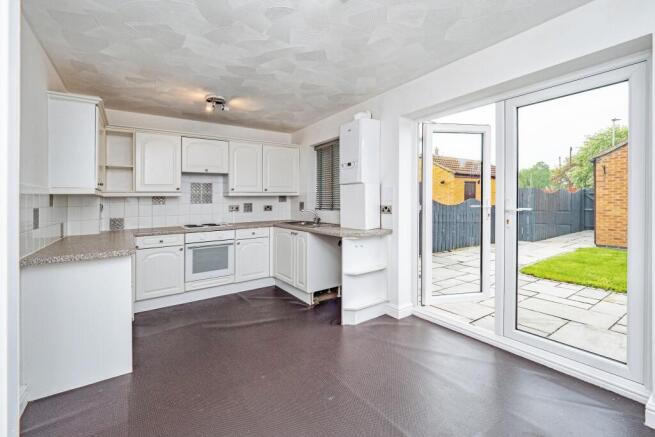 3 bed Terraced for sale Image 5