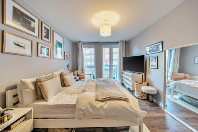 1400637-18-69676a...