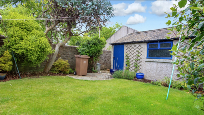 Screenshot 2025-10-15 at 23.47.53