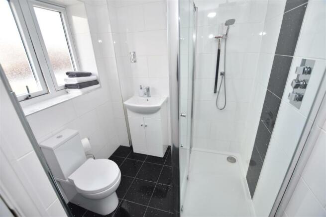 Family Shower Room