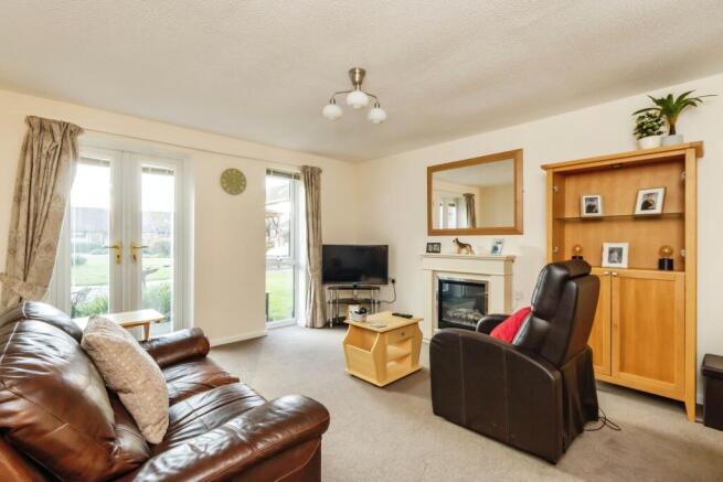 Sitting/Dining Room