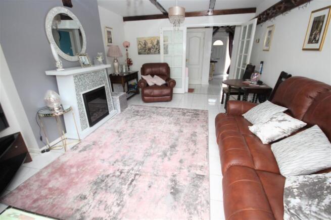 living room 3.JPG