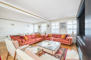 Flat 106, Chiltern Court, Baker Street, London NW1 5SX
