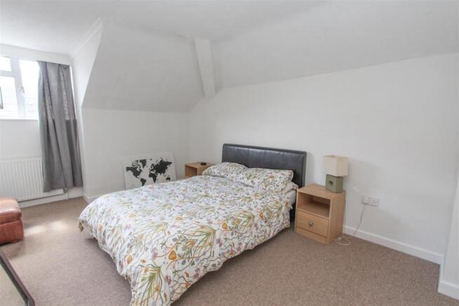 Bedroom 2.jpg