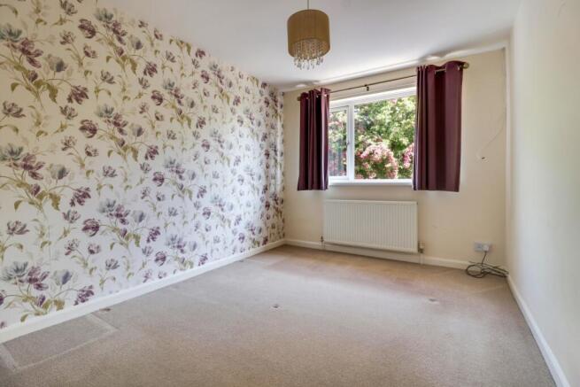3 bed Semi-Detached to rent Image 7