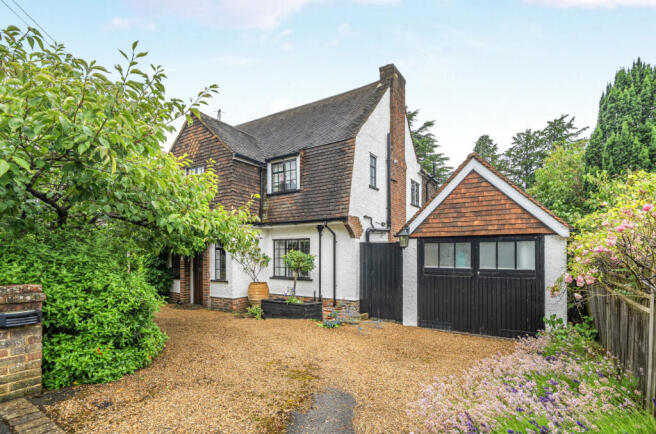 Detached Garage