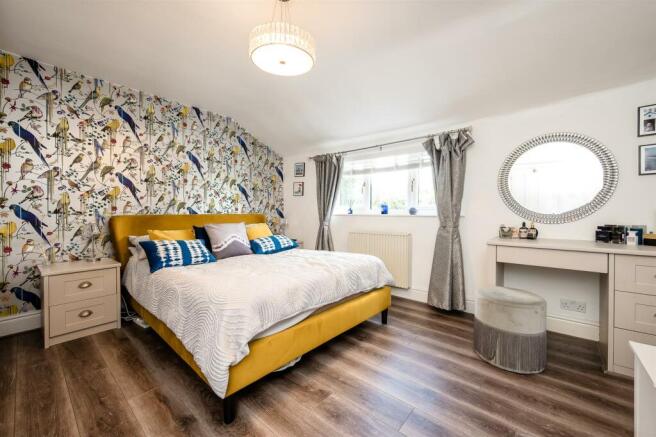 Blundell Lane Master Bedroom