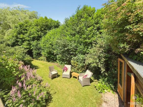 3 bed Semi-Detached for sale Image 11