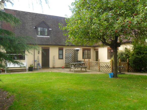 Photo 11