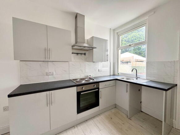 3 bed Detached for sale Image 4