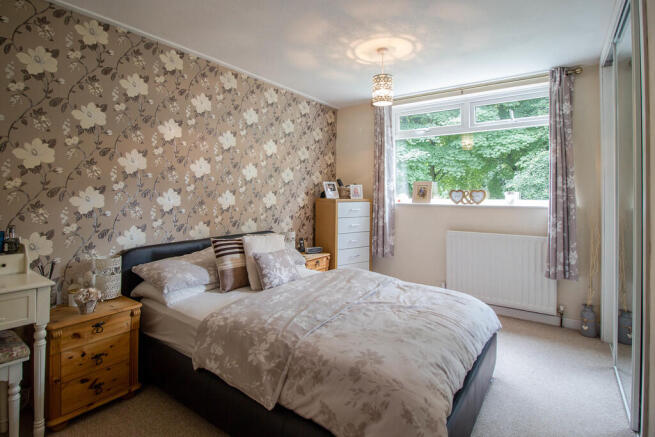 3 bed Terraced to rent Image 6
