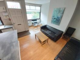 16, Talbot Mount, Burley, Leeds LS4 2PF