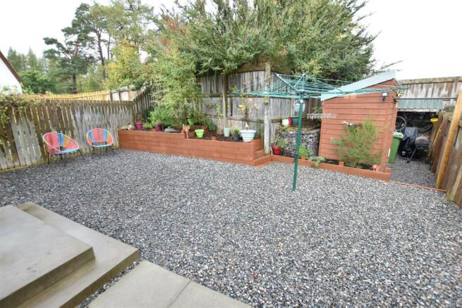 GARDEN.JPG