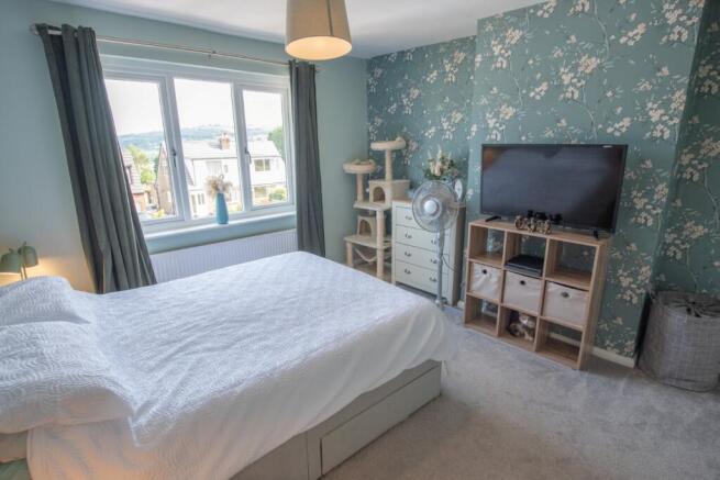 3 bed Terraced for sale Image 8
