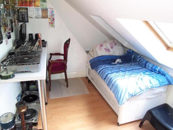 Photo 11